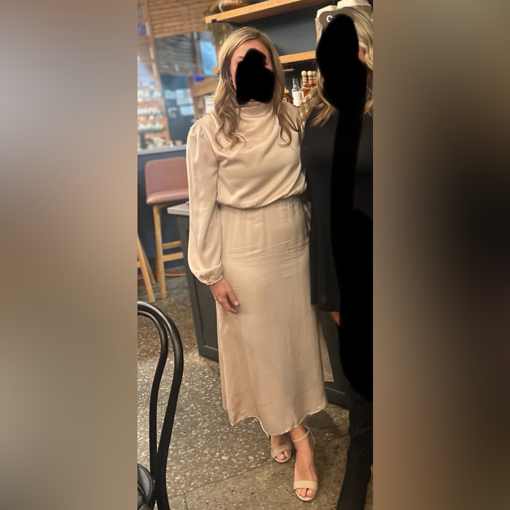 Elegant Cream Long Sleeve Dress